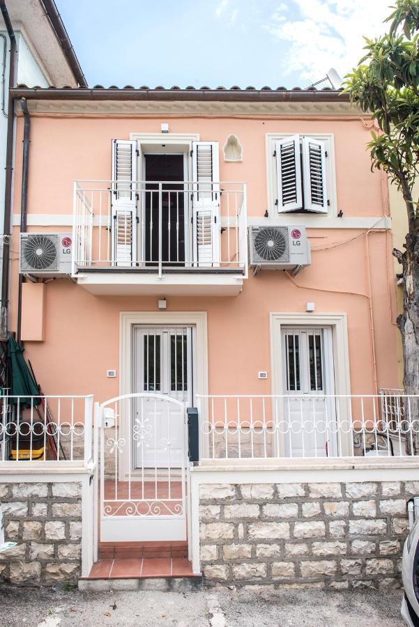 S222 - Sirolo, Nuovissimo Bilocale In Villetta 1P Luaran gambar